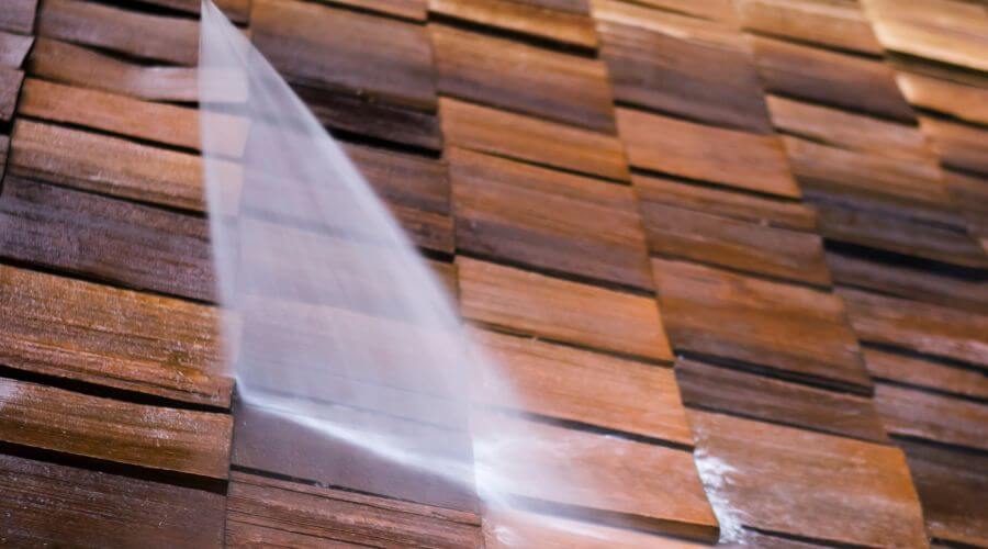 Professional gutter cleaning in Orem, UT